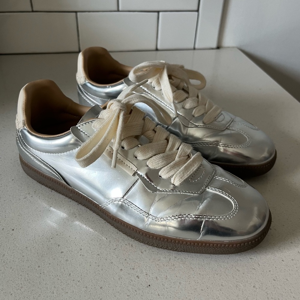 Steve Madden Silver Metallic Leather Sneakers